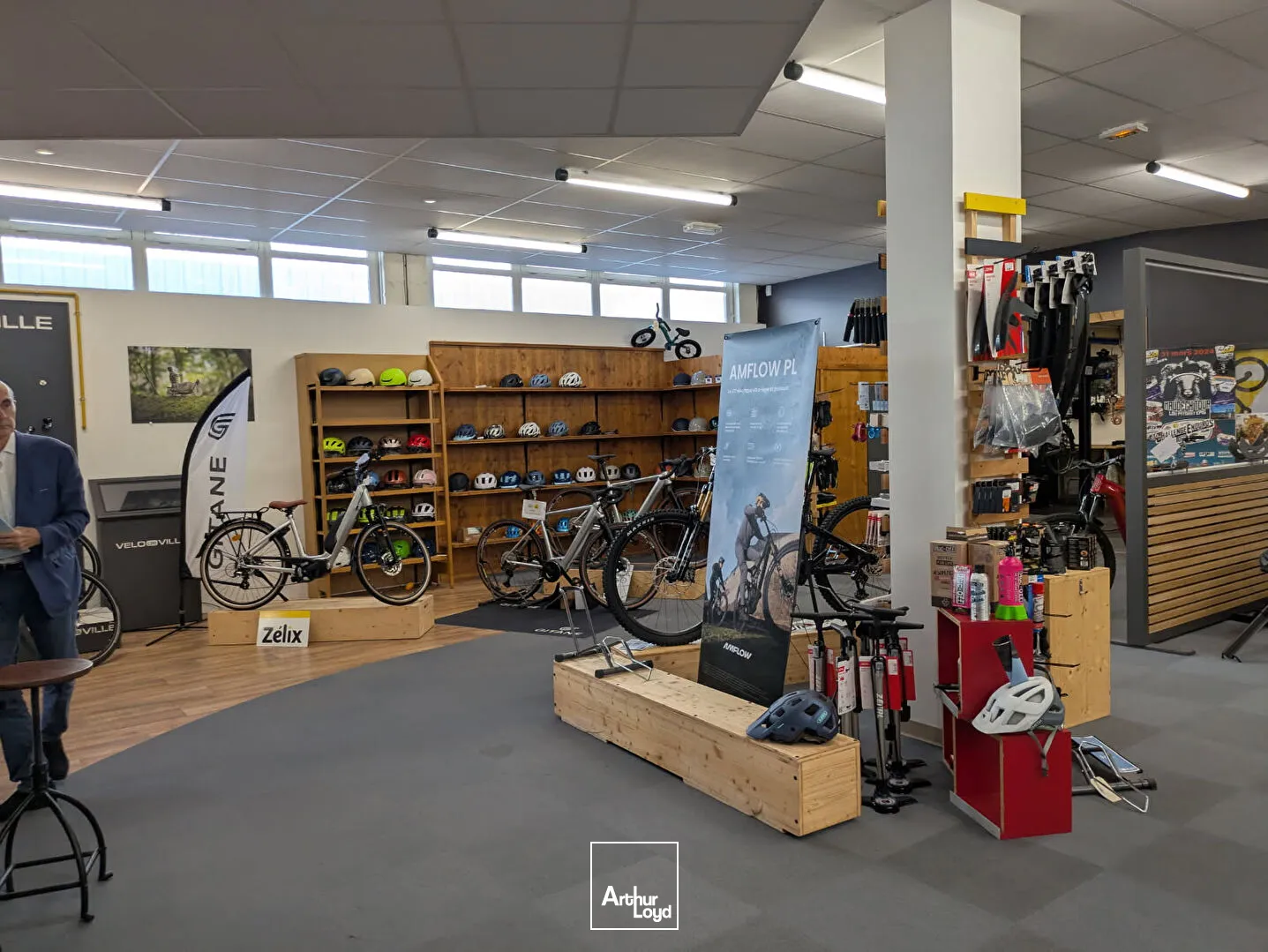 Locaux commerciaux - Location - LIMOGES - 87000 - 400-400 - 7806890