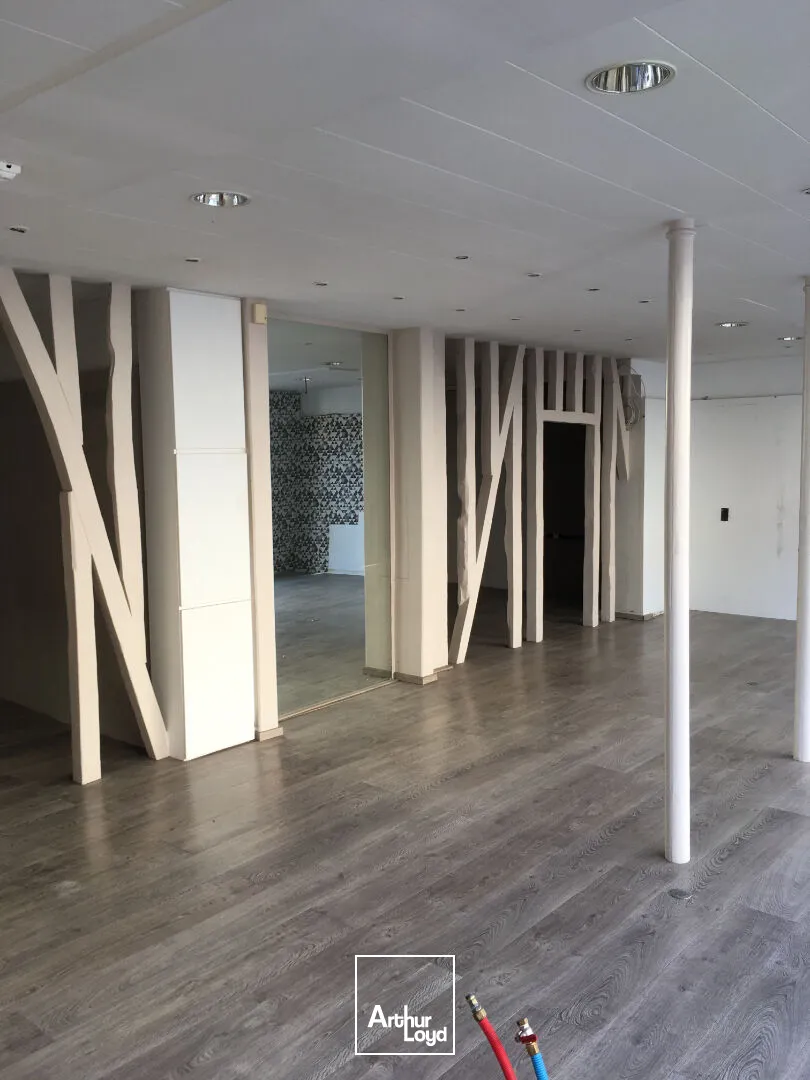 Locaux commerciaux - Location - LIMOGES - 87000 - 100-100 - 7807033