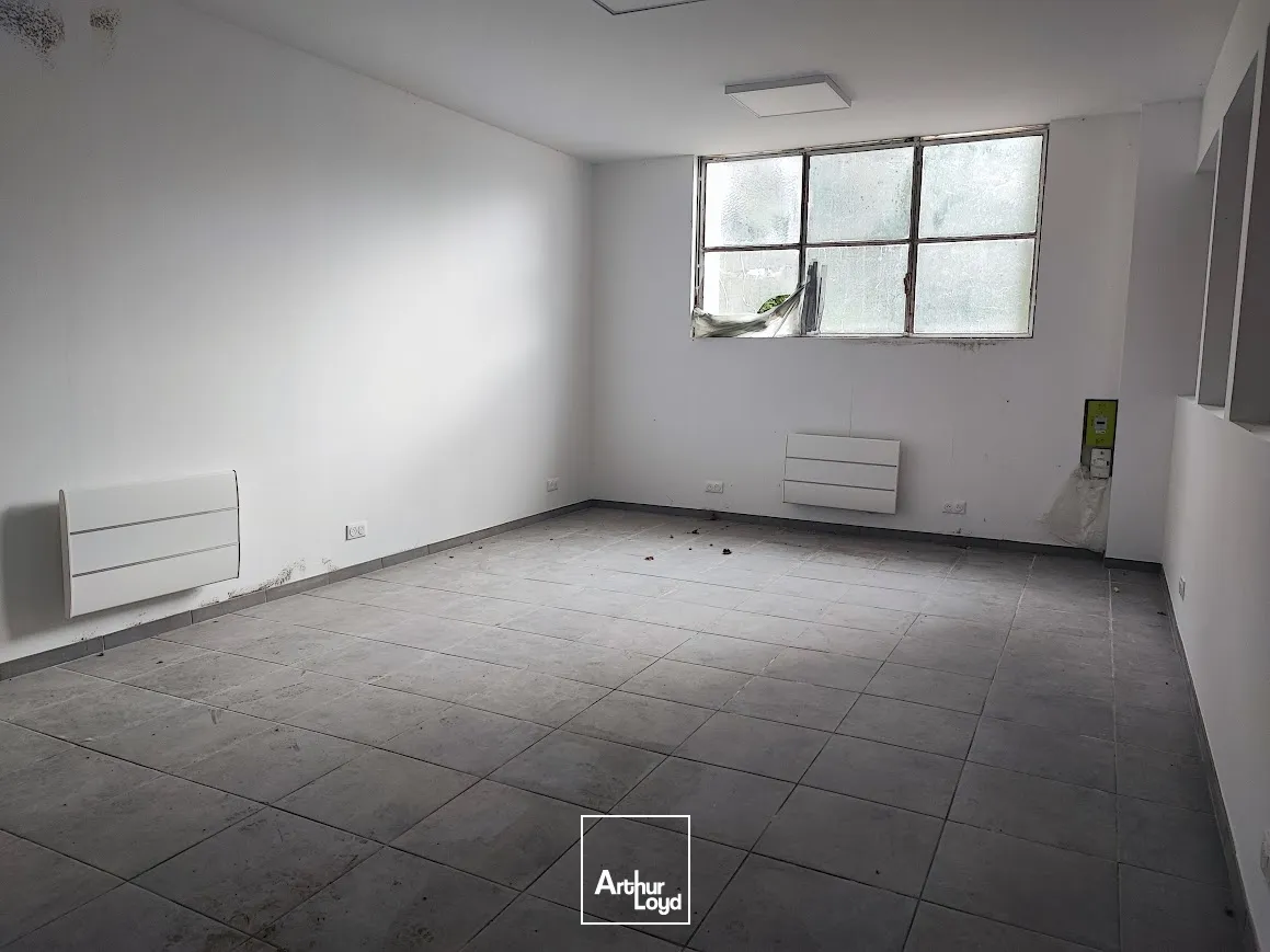 Locaux d'activité & Entrepôts - Location - LIMOGES - 87100 - 565-565 - 7807188