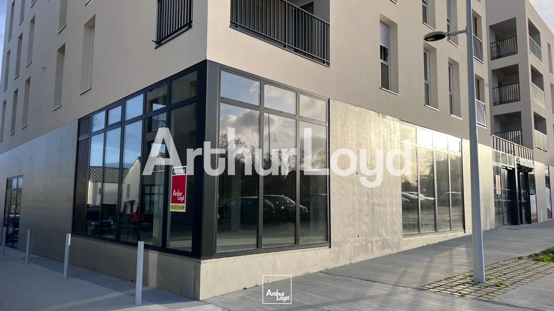 Locaux commerciaux - Vente - BENOUVILLE - 14970 - 197-197 - 7807281