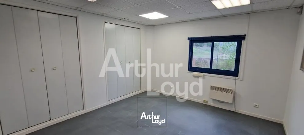 Locaux d'activité & Entrepôts - Location - SOLIERS - 14540 - 874-874 - 7807417