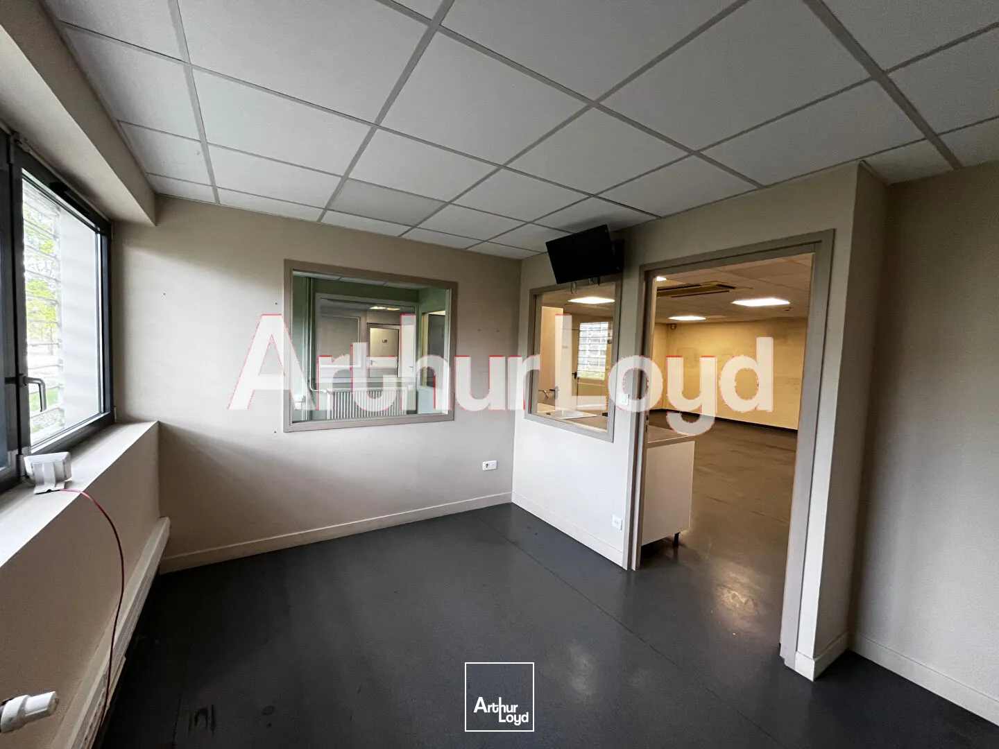 Bureaux - Location - HEROUVILLE SAINT CLAIR - 14200 - 1050-1050 - 7807443