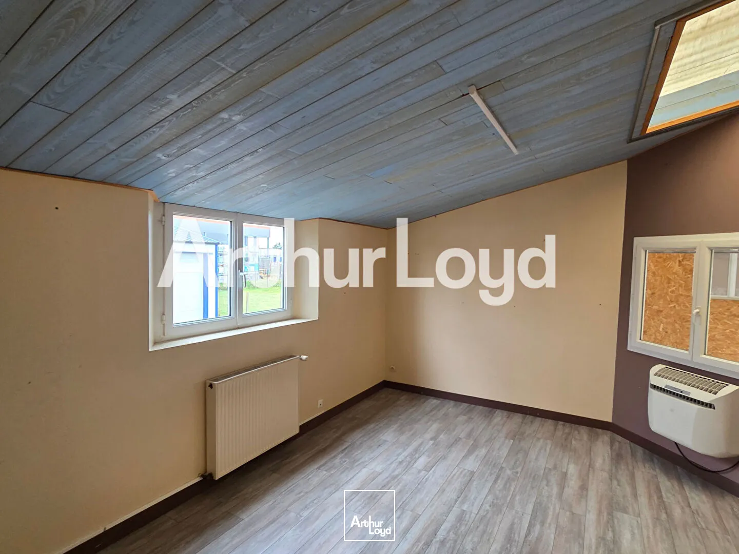 Locaux d'activité & Entrepôts - Location - COLOMBELLES - 14460 - 220-220 - 7807500