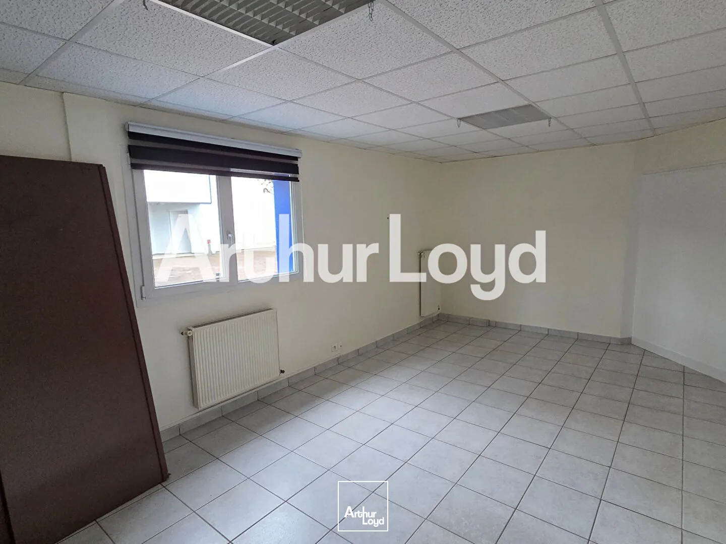 Locaux d'activité & Entrepôts - Location - COLOMBELLES - 14460 - 220-220 - 7807501