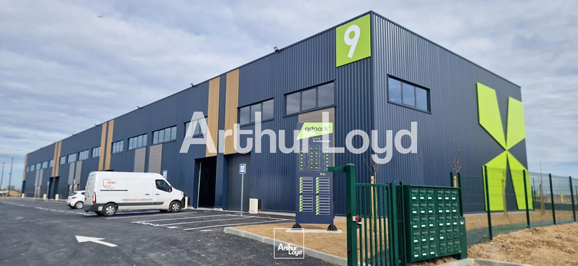 Locaux d'activité & Entrepôts - Vente - MONDEVILLE - 14120 - 282-282 - 7807518
