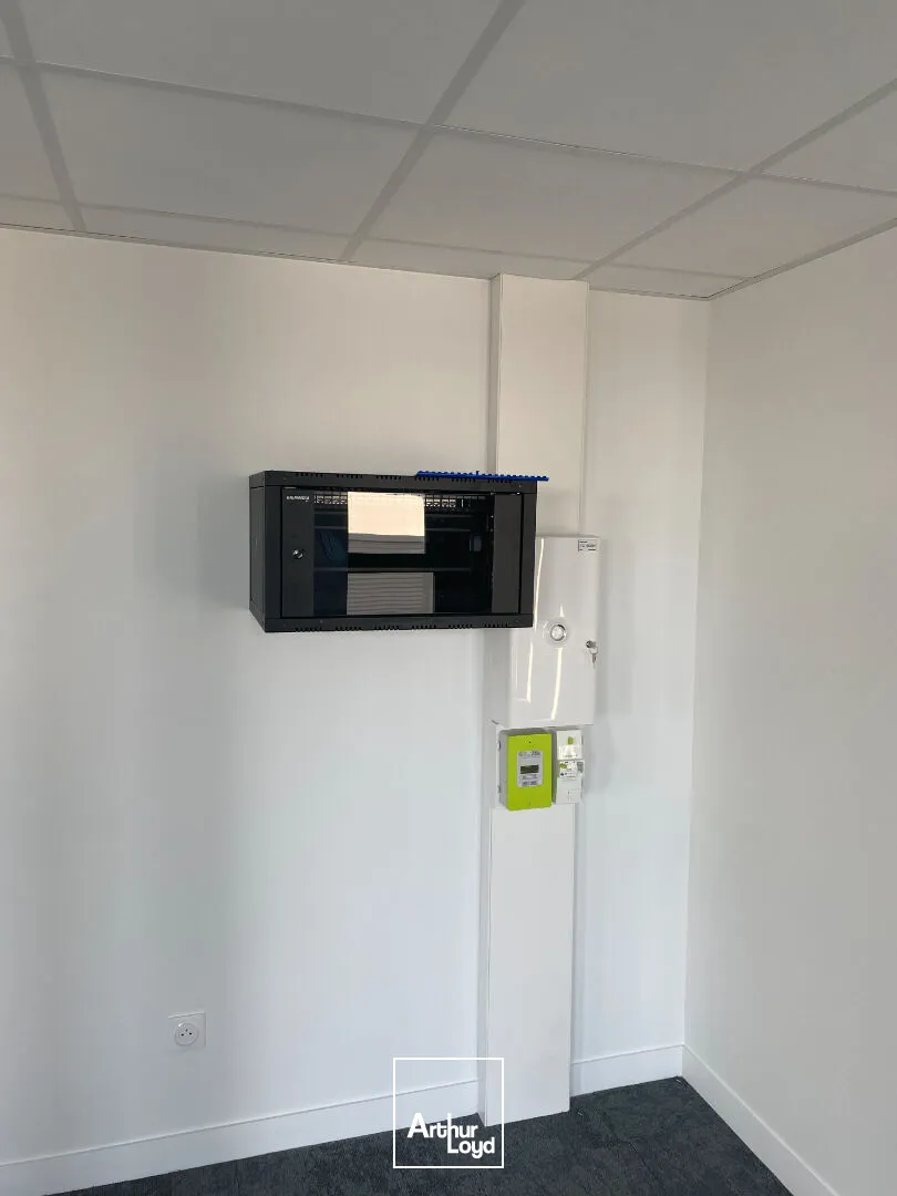 Bureaux - Vente - LA ROCHELLE - 17000 - 103.8-103.8 - 7807598