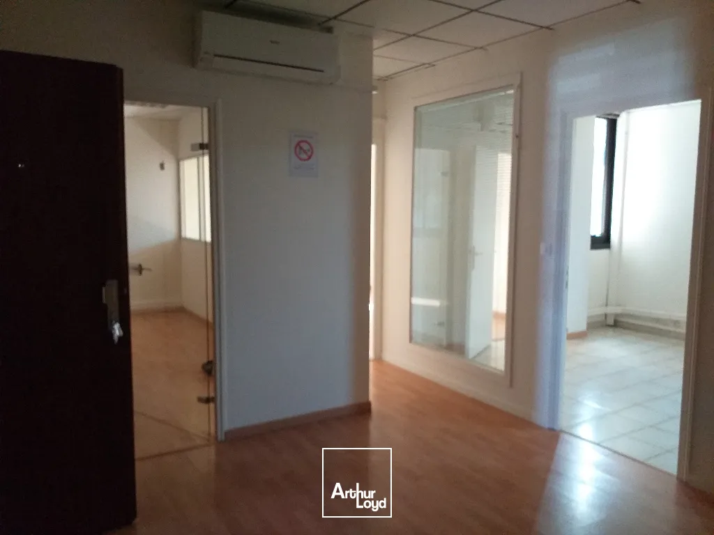 Bureaux - Location - Le Lamentin - 97232 - 67-67 - 7807874