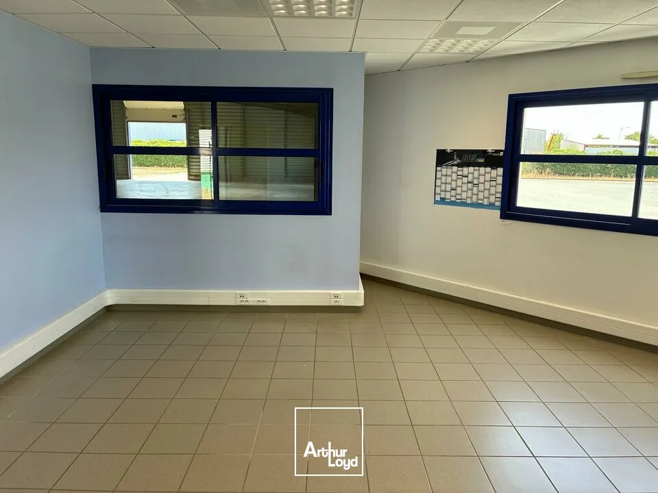 Locaux d'activité & Entrepôts - Location - FONTENAY-LE-COMTE - 85200 - 574-574 - 7808054