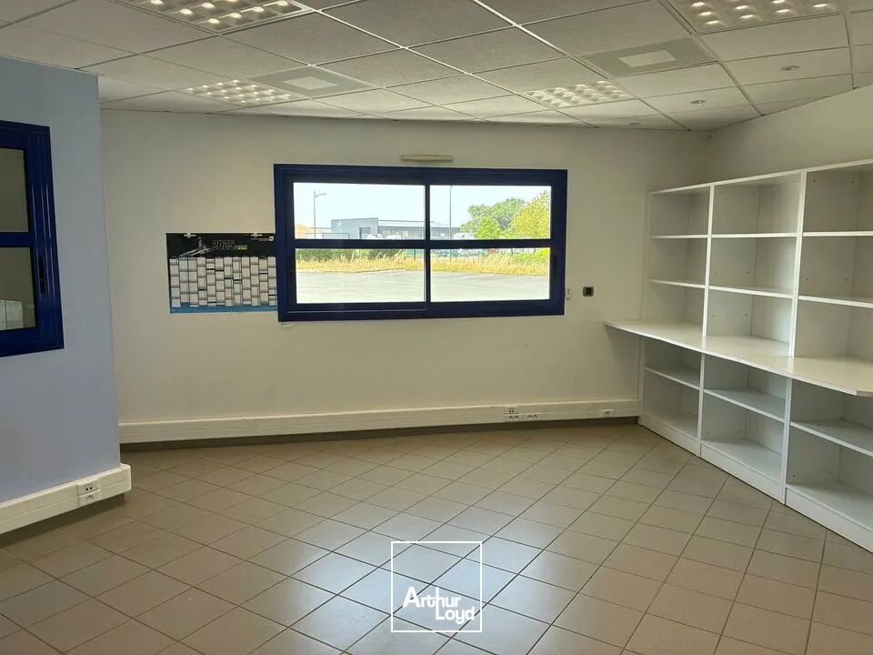 Locaux d'activité & Entrepôts - Location - FONTENAY-LE-COMTE - 85200 - 574-574 - 7808055