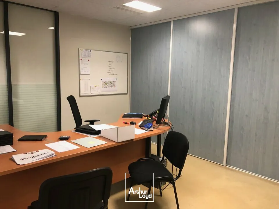 Locaux commerciaux - Location - SAINT-DOULCHARD - 18230 - 1008-1008 - 7808106