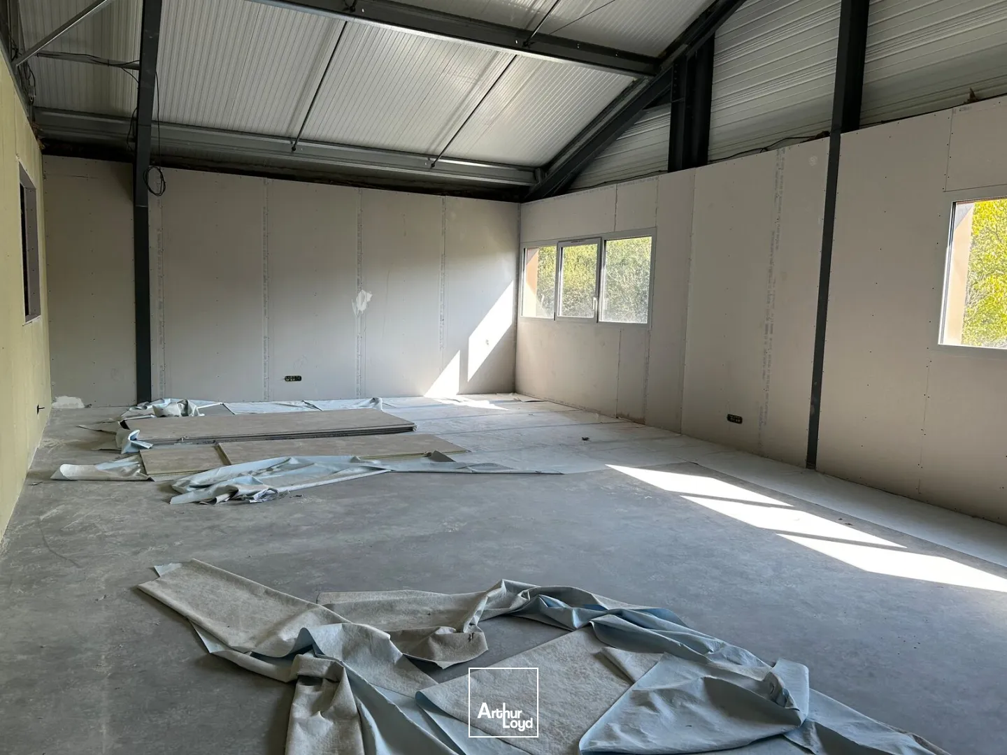 Locaux d'activité & Entrepôts - Location - BORDEAUX - 33100 - 334-1045 - 7808288