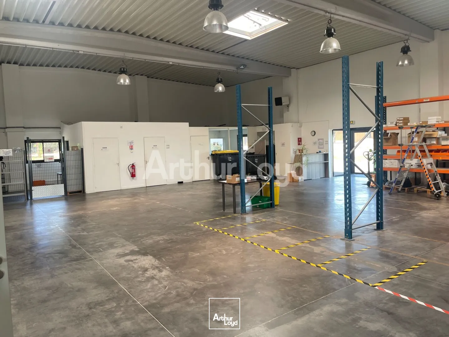 Locaux d'activité & Entrepôts - Location - COQUELLES - 62231 - 410-410 - 7808641