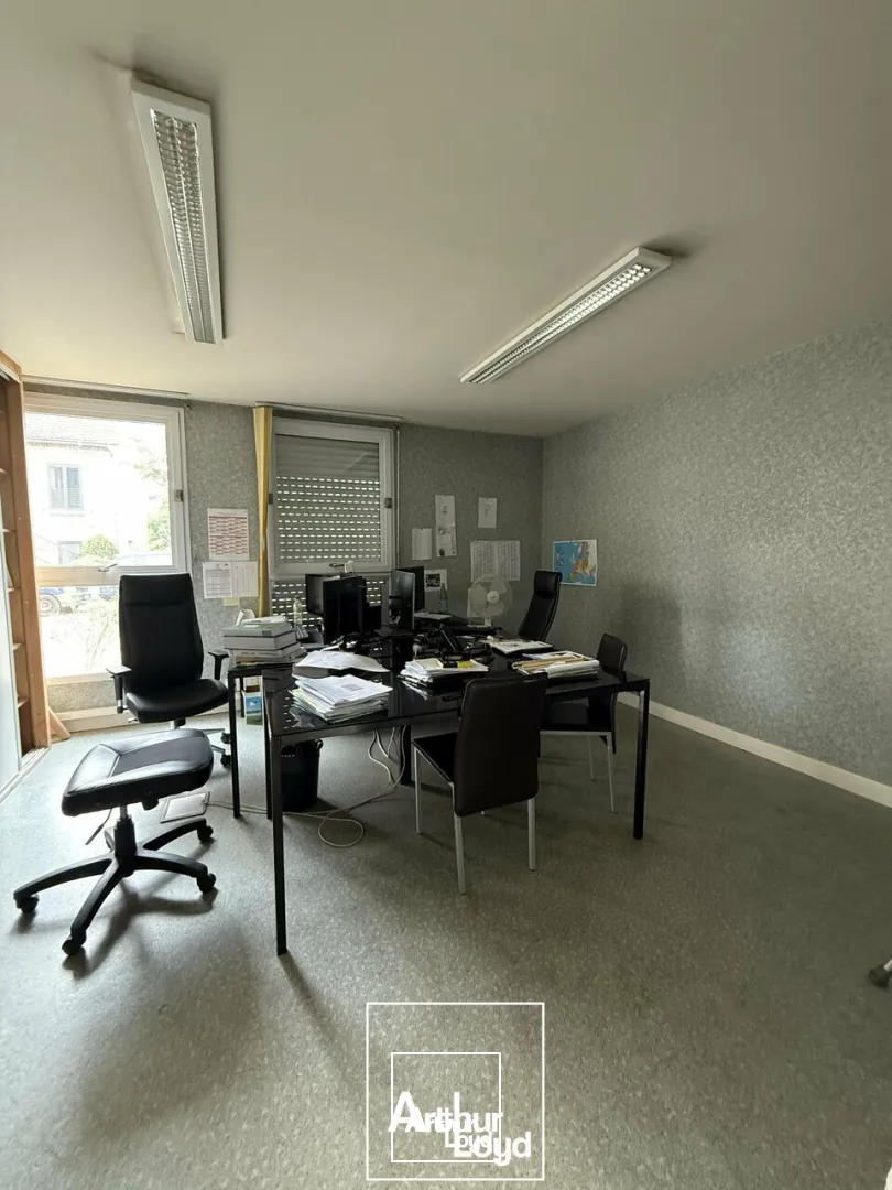 Bureaux - Location - BRIVE LA GAILLARDE - 19100 - 100-100 - 7808898