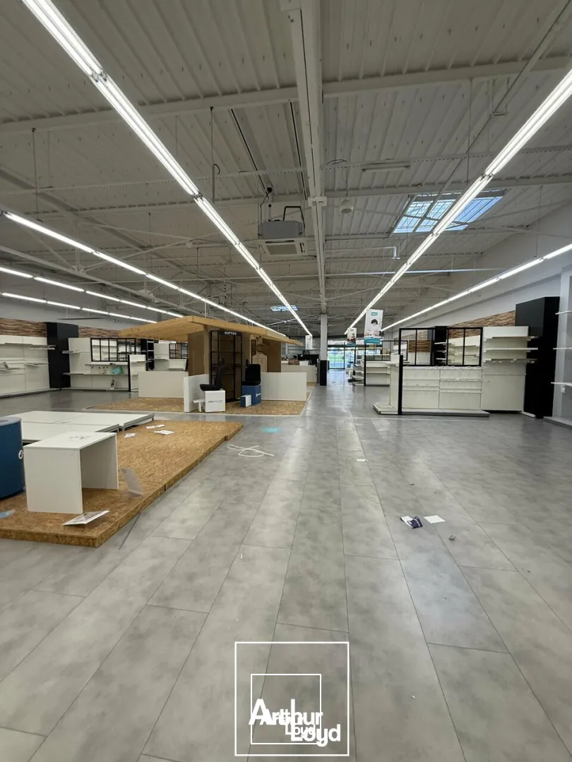 Locaux commerciaux - Location - MALEMORT - 19360 - 904-904 - 7808940