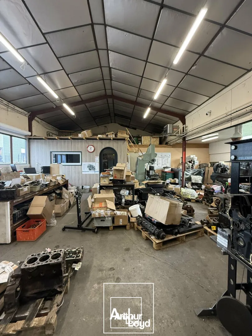 Locaux d'activité & Entrepôts - Location - MALEMORT - 19360 - 215-215 - 7808947