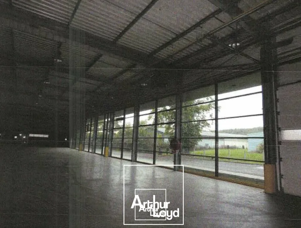 Locaux d'activité & Entrepôts - Location - SAINT PANTALEON DE LARCHE - 19600 - 3070-3070 - 7808975