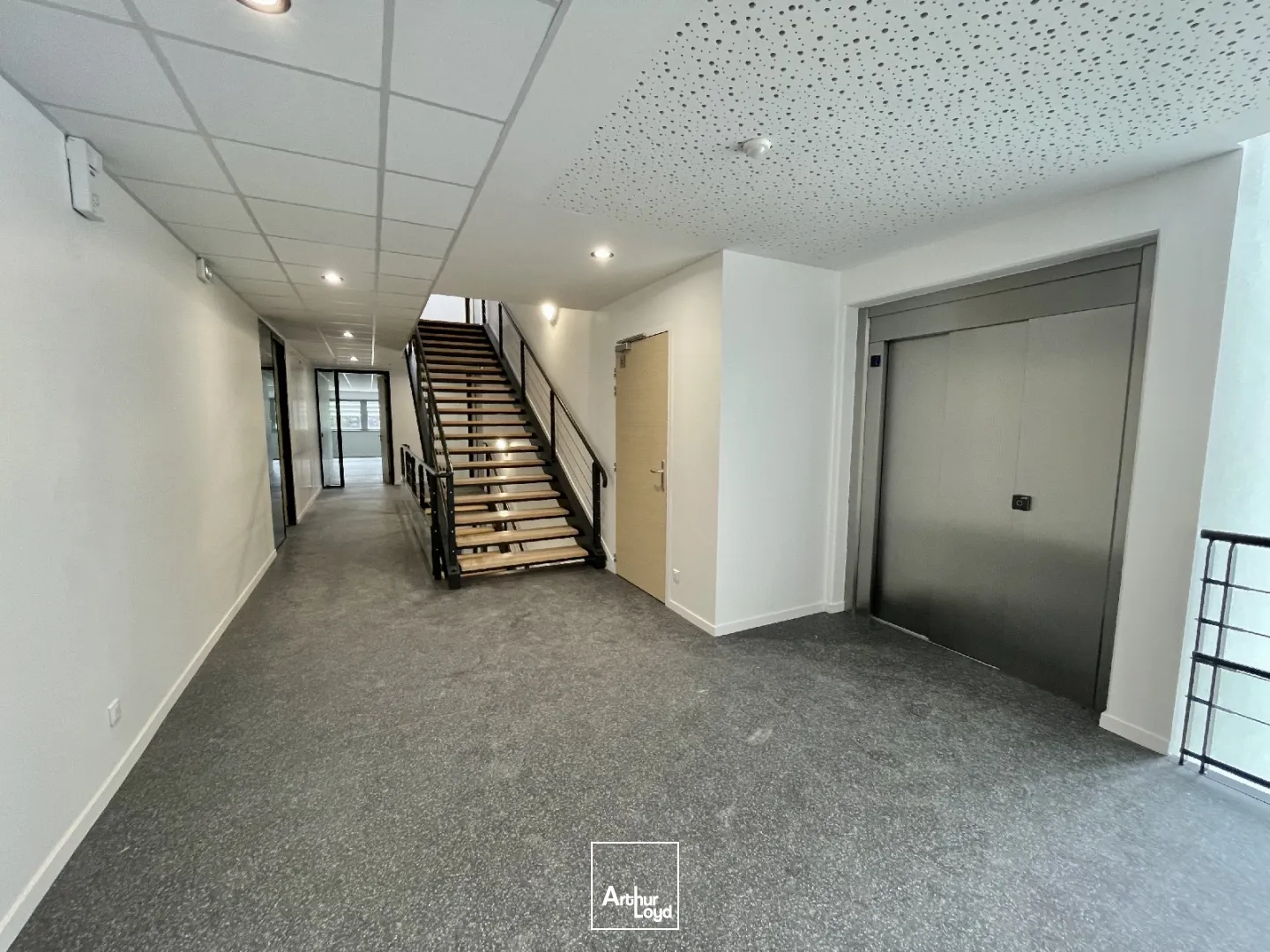 Bureaux - Location - MONT SAINT AIGNAN - 76130 - 95.81-1254.65 - 7809282