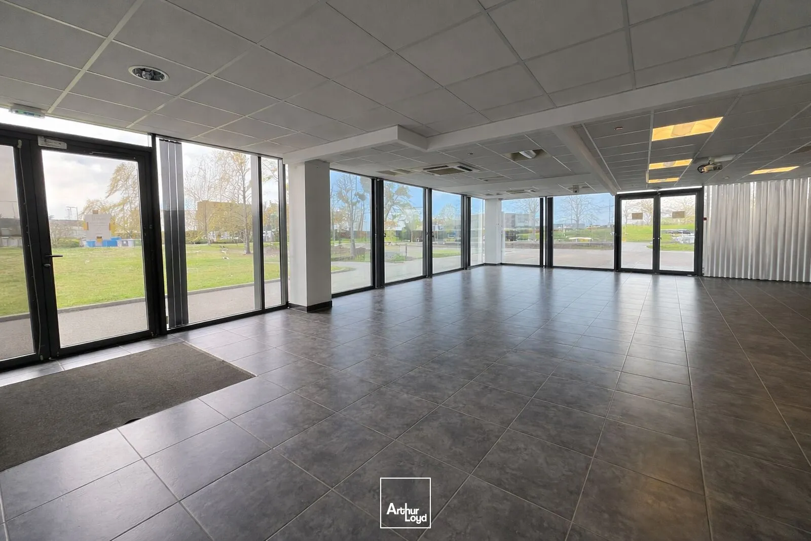 Locaux d'activité & Entrepôts - Vente - OLIVET - 45160 - 1395.3-1395.3 - 7809349