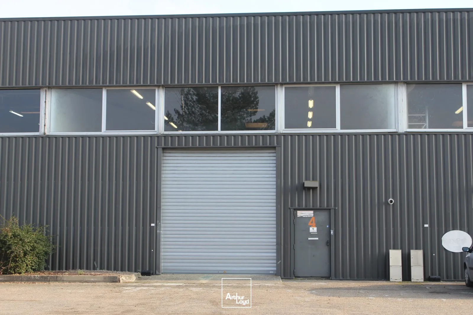 Locaux d'activité & Entrepôts - Location - COIGNIERES - 78310 - 406-2034 - 7809504