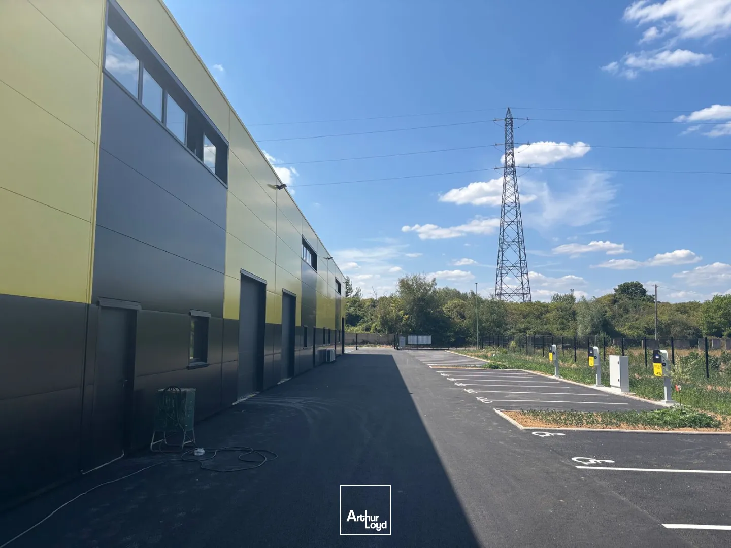 Locaux d'activité & Entrepôts - Location - GRAND COURONNE - 76530 - 381-1540 - 7811043