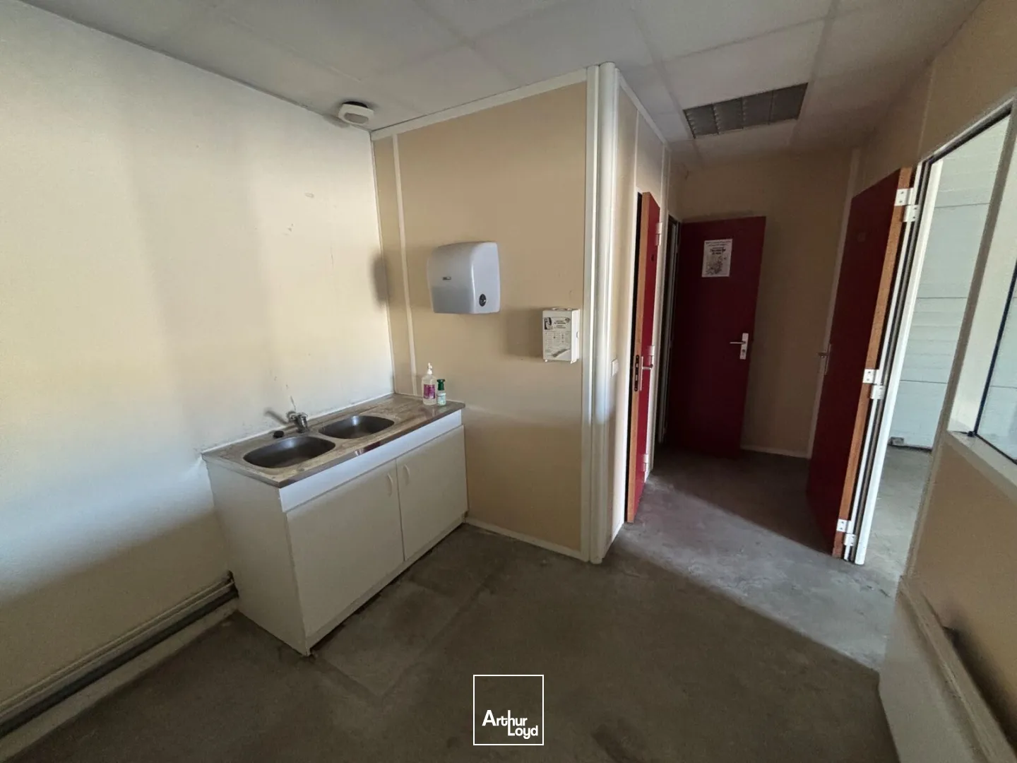 Locaux d'activité & Entrepôts - Location - LE GRAND QUEVILLY - 76120 - 650-650 - 7811052