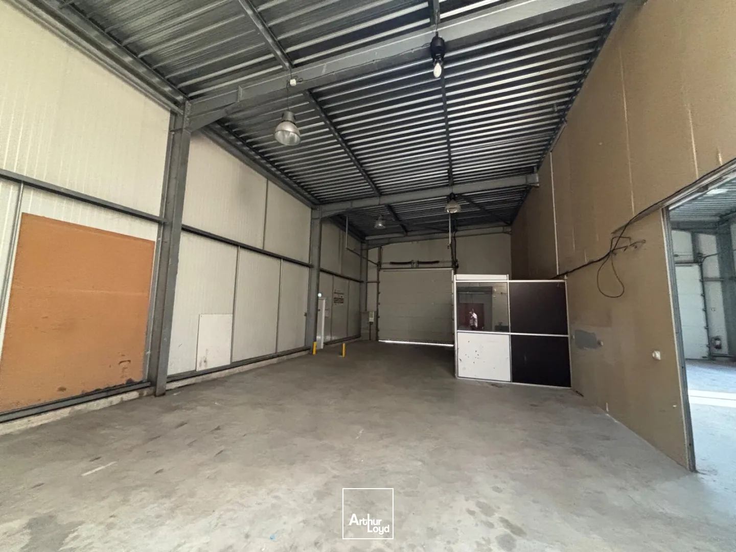 Locaux d'activité & Entrepôts - Location - LE GRAND QUEVILLY - 76120 - 650-650 - 7811054