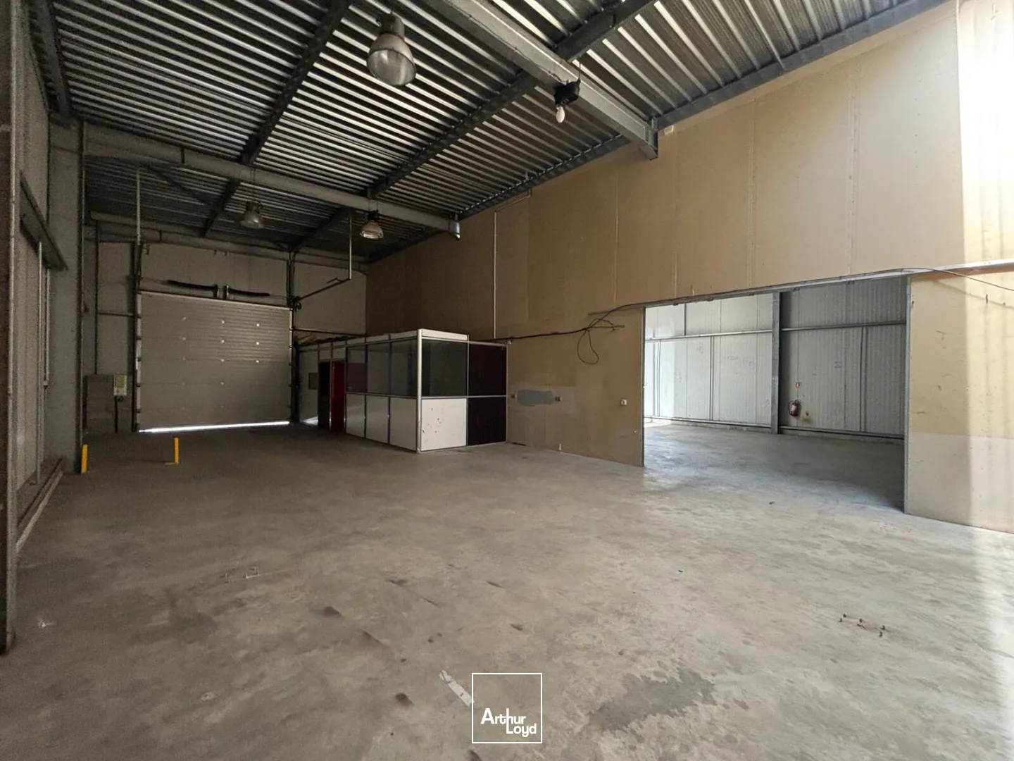 Locaux d'activité & Entrepôts - Location - LE GRAND QUEVILLY - 76120 - 650-650 - 7811056