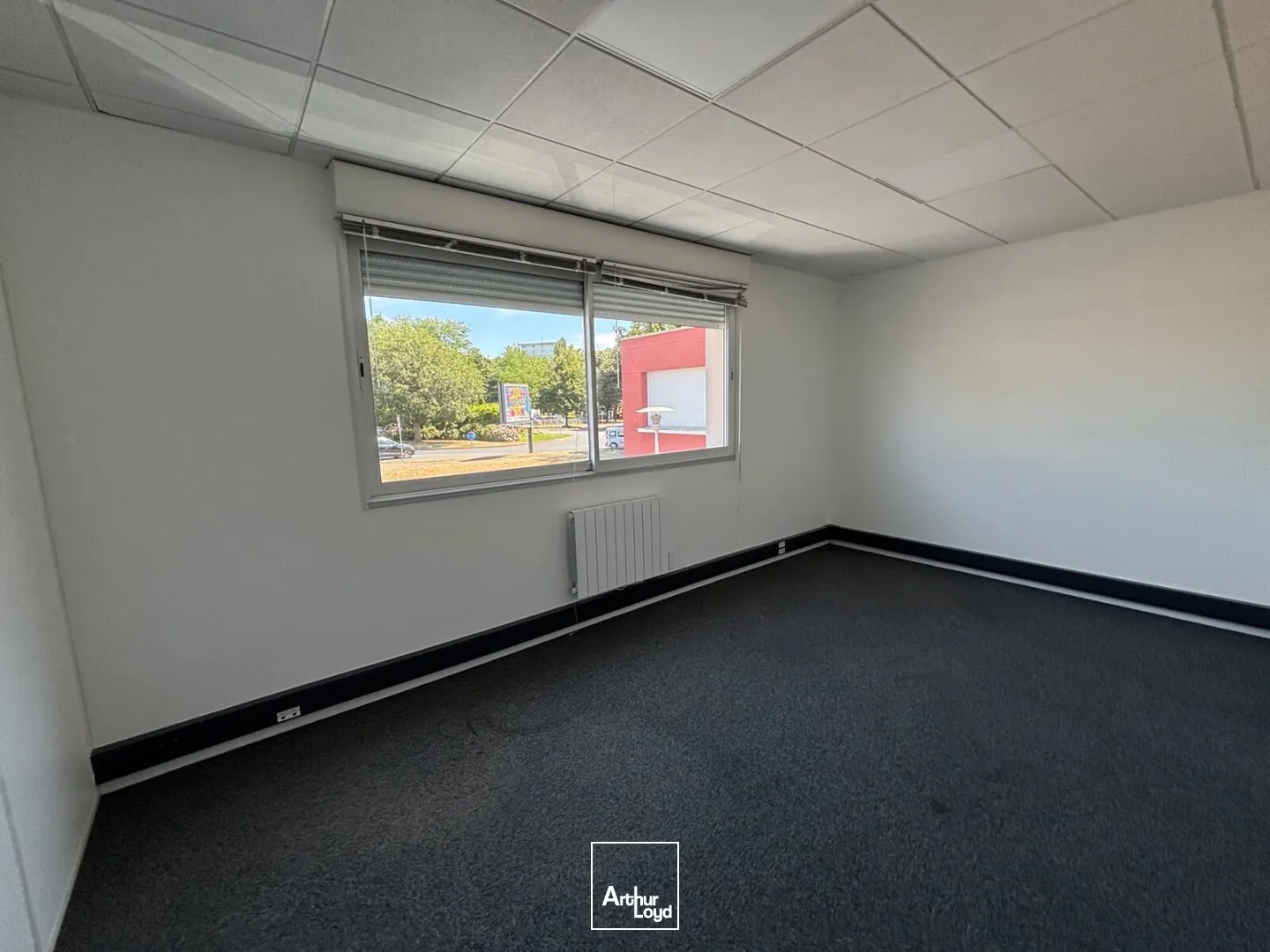 Locaux d'activité & Entrepôts - Location - LE GRAND QUEVILLY - 76120 - 650-650 - 7811060