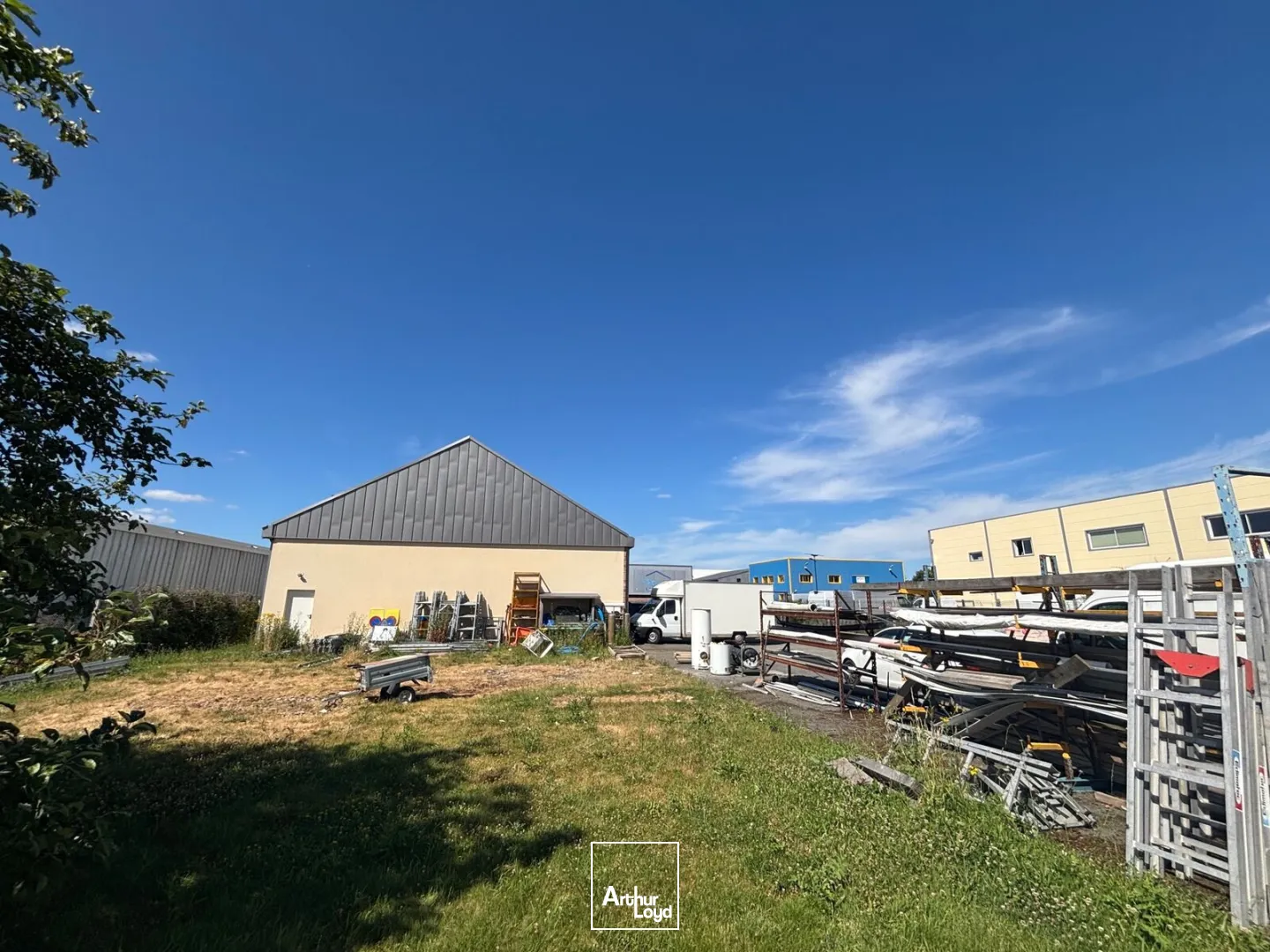Locaux d'activité & Entrepôts - Location - SAINT JACQUES SUR DARNETAL - 76160 - 335-335 - 7811076