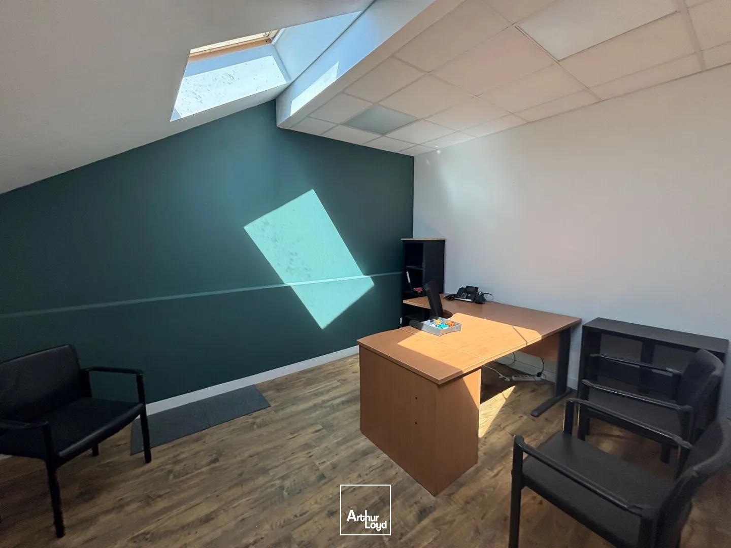 Locaux d'activité & Entrepôts - Location - SAINT JACQUES SUR DARNETAL - 76160 - 335-335 - 7811083