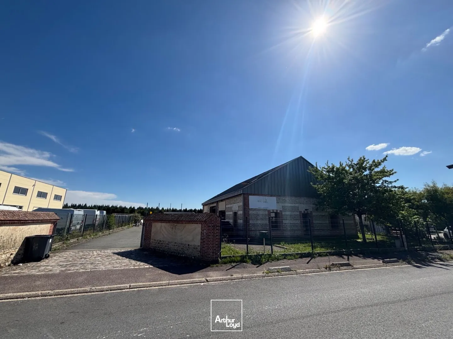 Locaux d'activité & Entrepôts - Location - SAINT JACQUES SUR DARNETAL - 76160 - 335-335 - 7811088