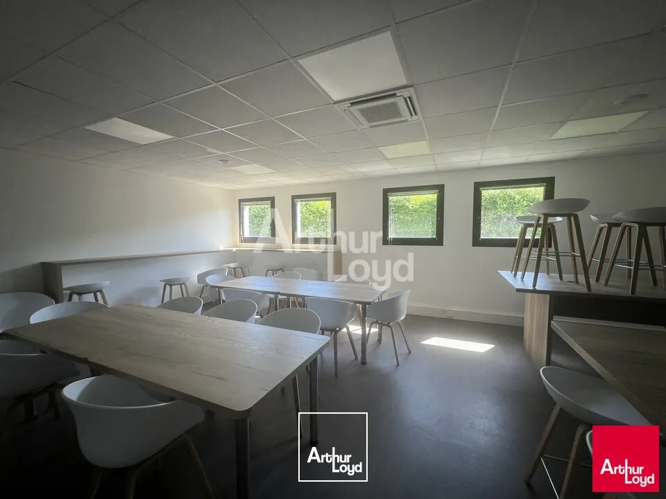 Bureaux - Location - VERN-SUR-SEICHE - 35770 - 163-1400 - 7812024