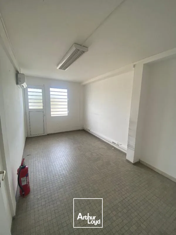 Bureaux - Location - Fort De France - 97200 - 250-250 - 7812671