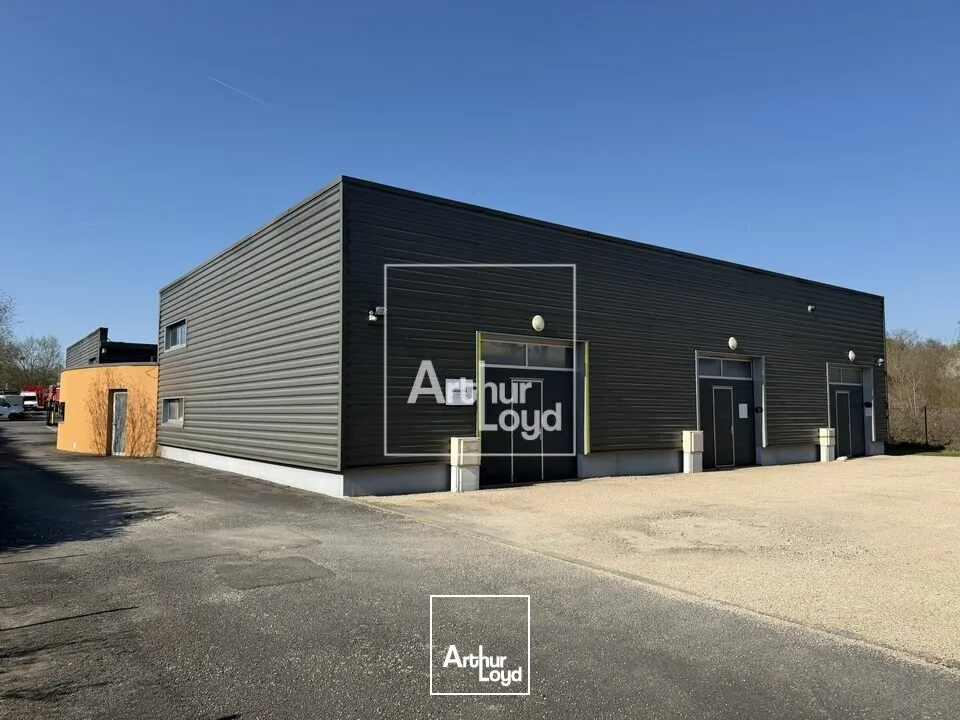 Locaux d'activité & Entrepôts - Location - CHARTRETTES - 77590 - 112-112 - 7812684