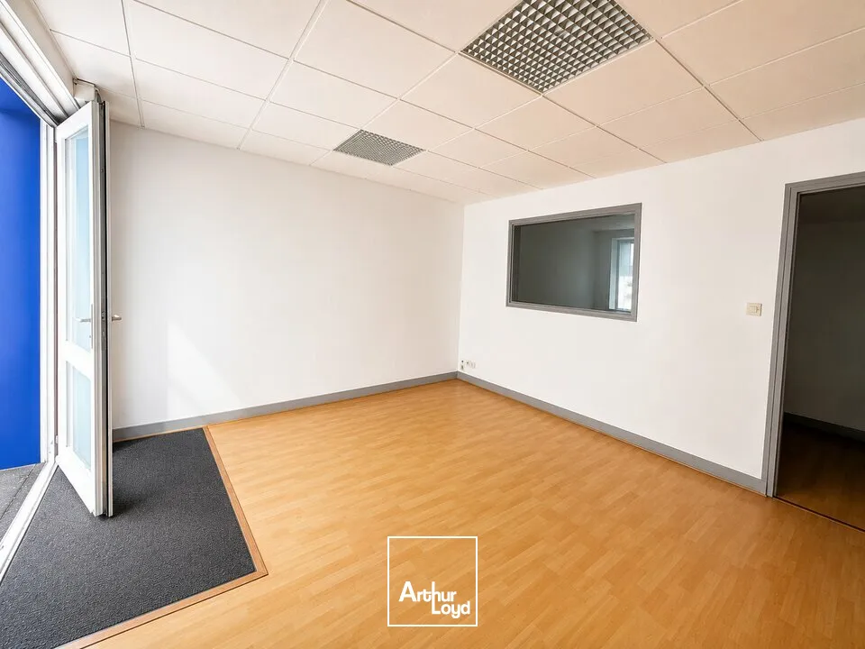 Bureaux - Location - MONTLOUIS SUR LOIRE - 37270 - 135-135 - 7812773