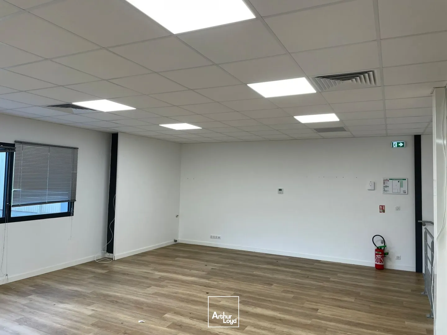 Locaux d'activité & Entrepôts - Location - ORVAULT - 44700 - 227-227 - 7813007