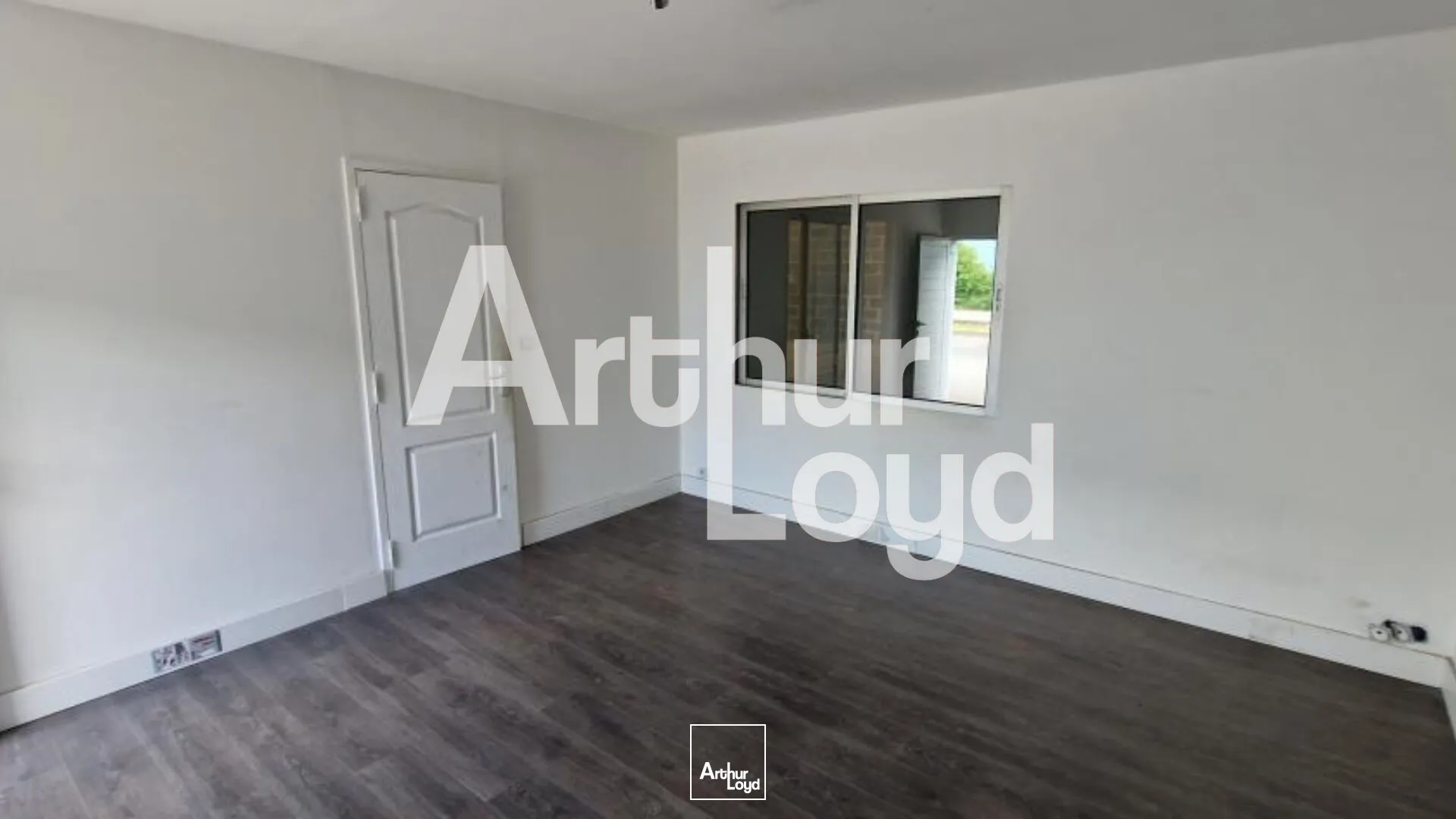 Locaux d'activité & Entrepôts - Location - MONDEVILLE - 14120 - 219-219 - 7813352