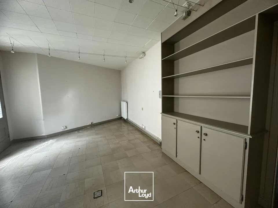 Bureaux - Vente - BOURGES - 18000 - 110-110 - 7813515