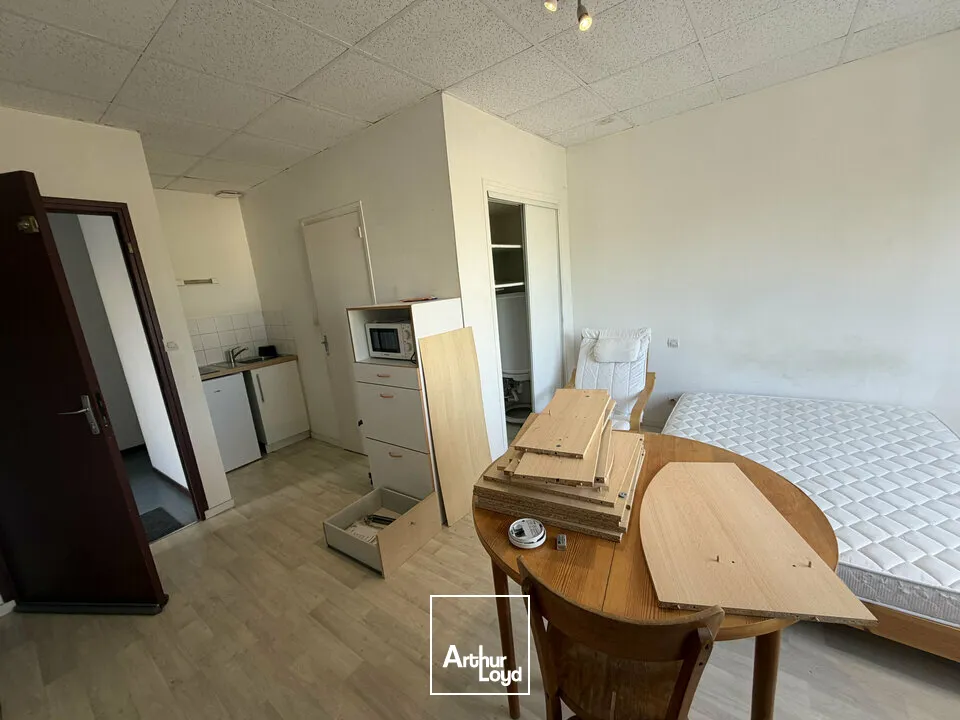 Locaux d'activité & Entrepôts - Vente - POITIERS - 86000 - 393-393 - 7815345