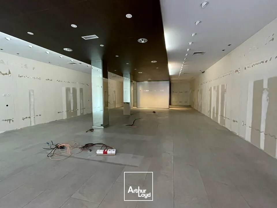 Locaux commerciaux - Location - REIMS - 51100 - 378.25-378.25 - 7815398