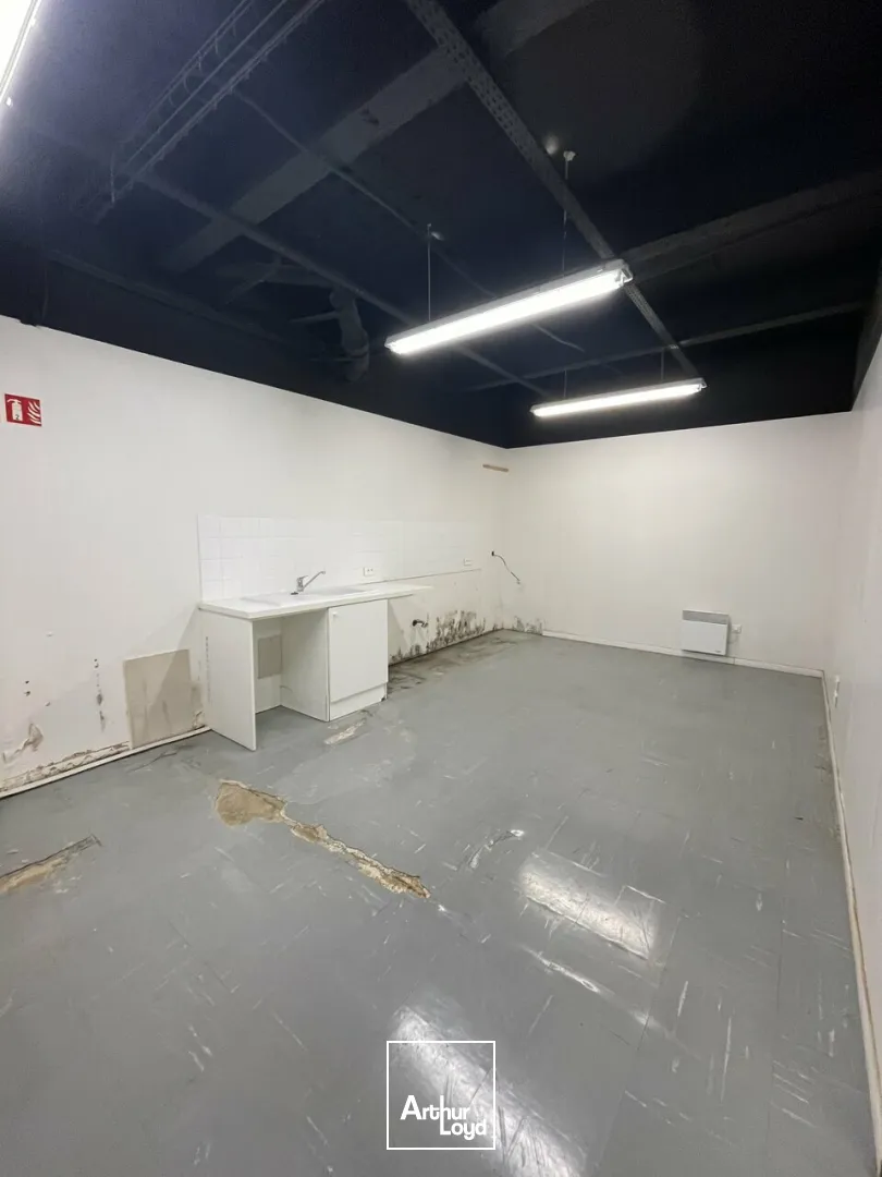 Locaux commerciaux - Location - REIMS - 51100 - 378.25-378.25 - 7815396