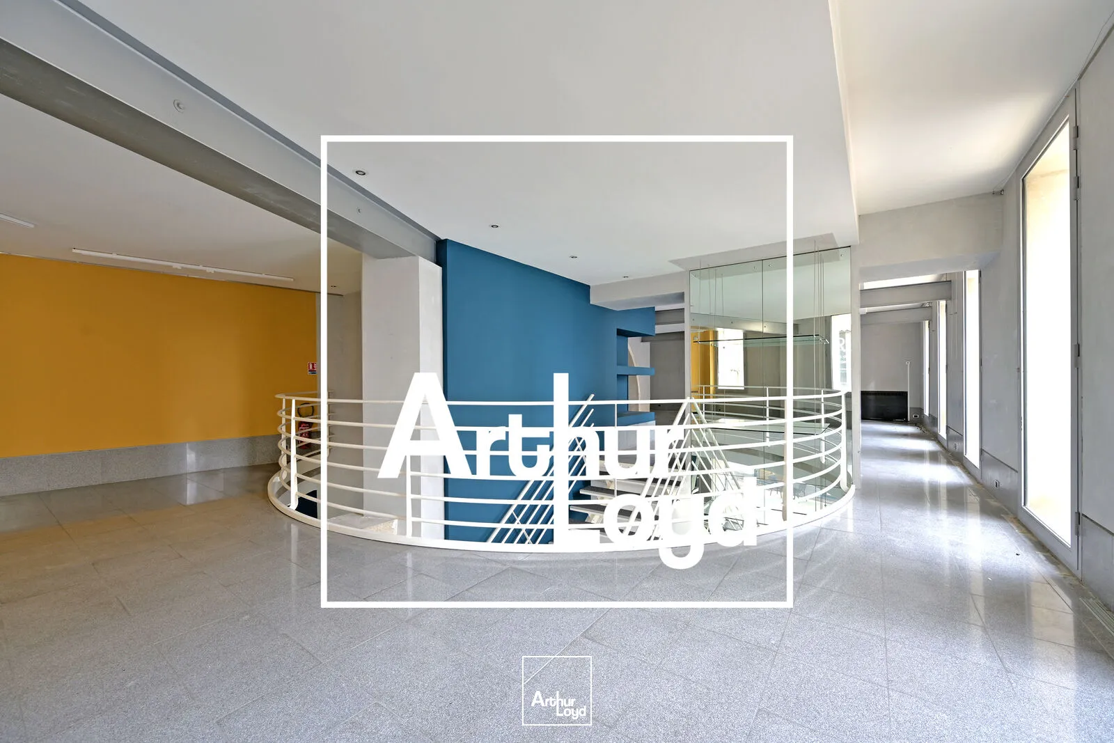 Locaux commerciaux - Location - NIMES - 30000 - 544-544 - 7815485