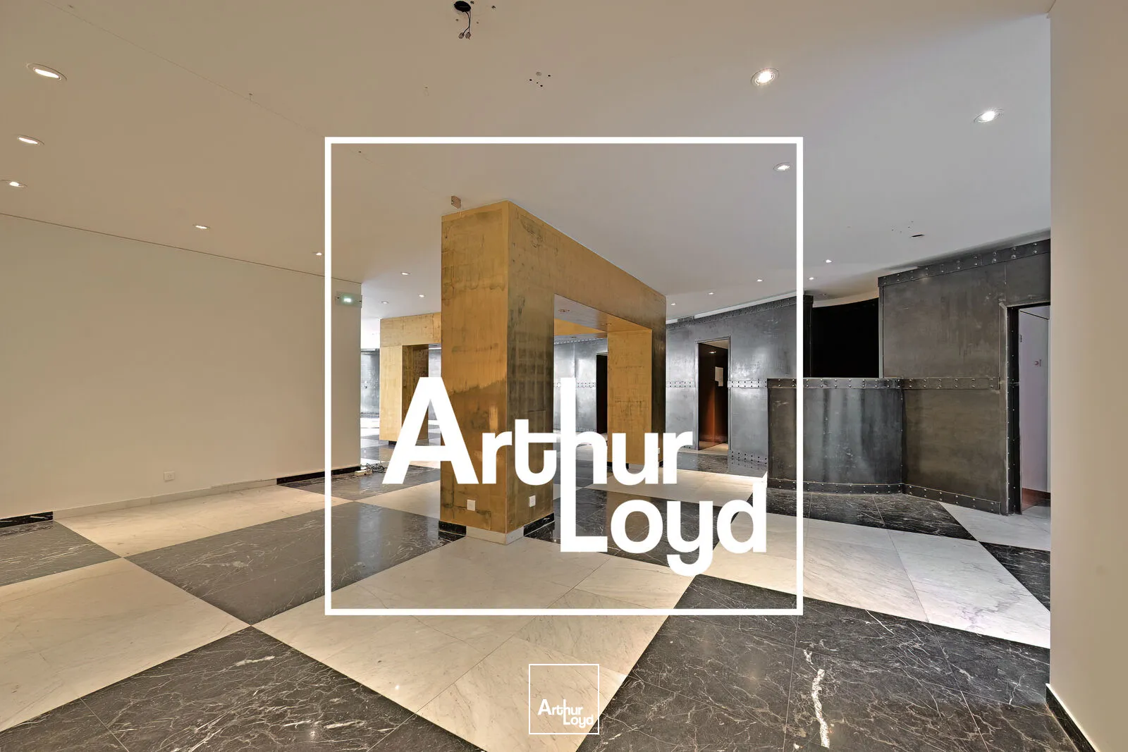 Locaux commerciaux - Location - NIMES - 30000 - 544-544 - 7815472