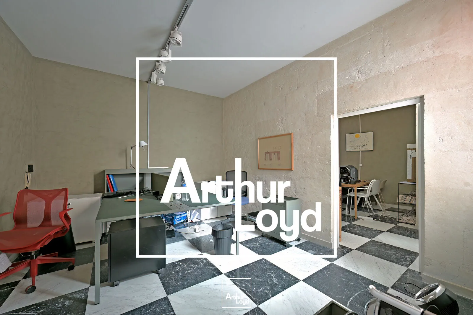Locaux commerciaux - Location - NIMES - 30000 - 544-544 - 7815474