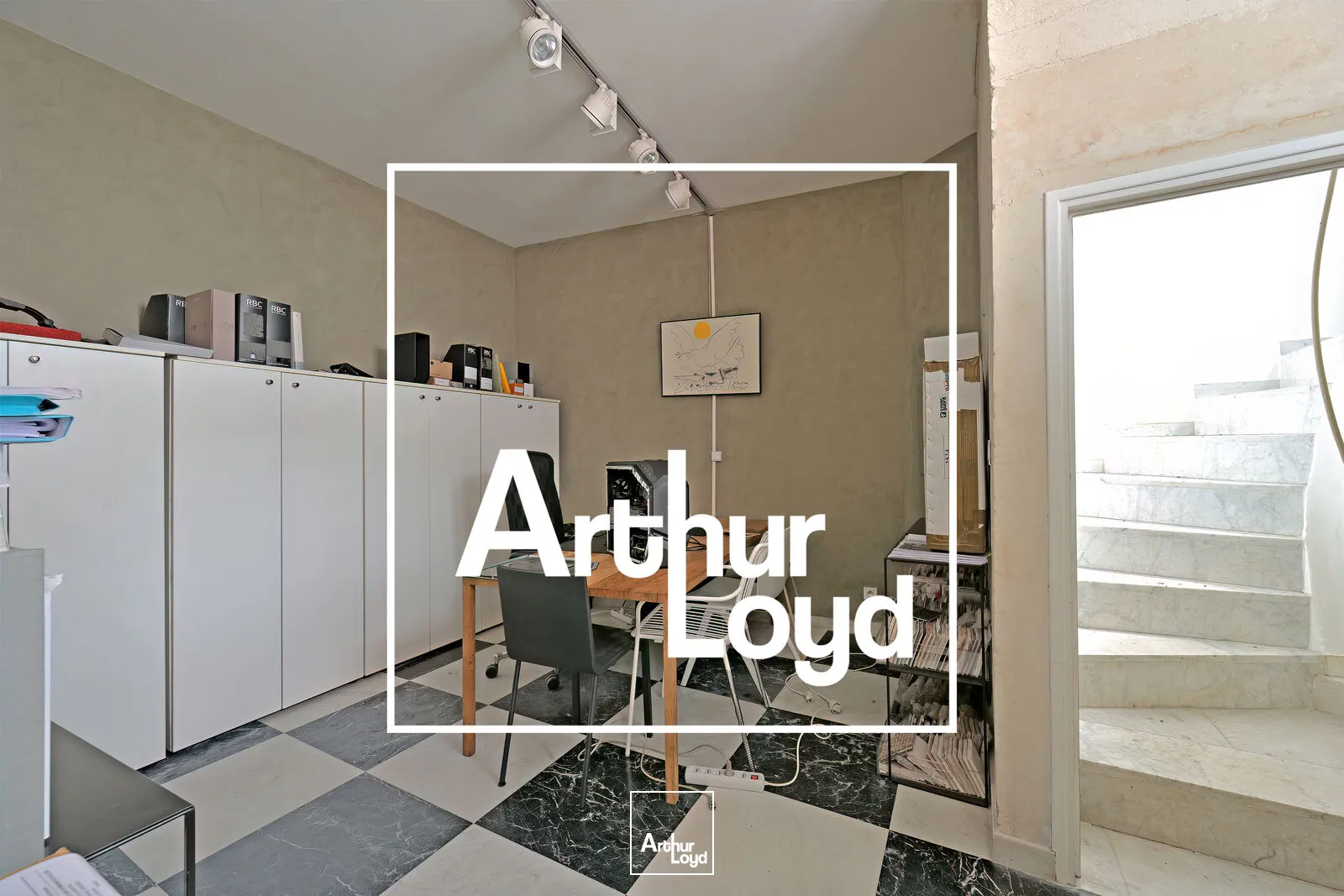 Locaux commerciaux - Location - NIMES - 30000 - 544-544 - 7815477