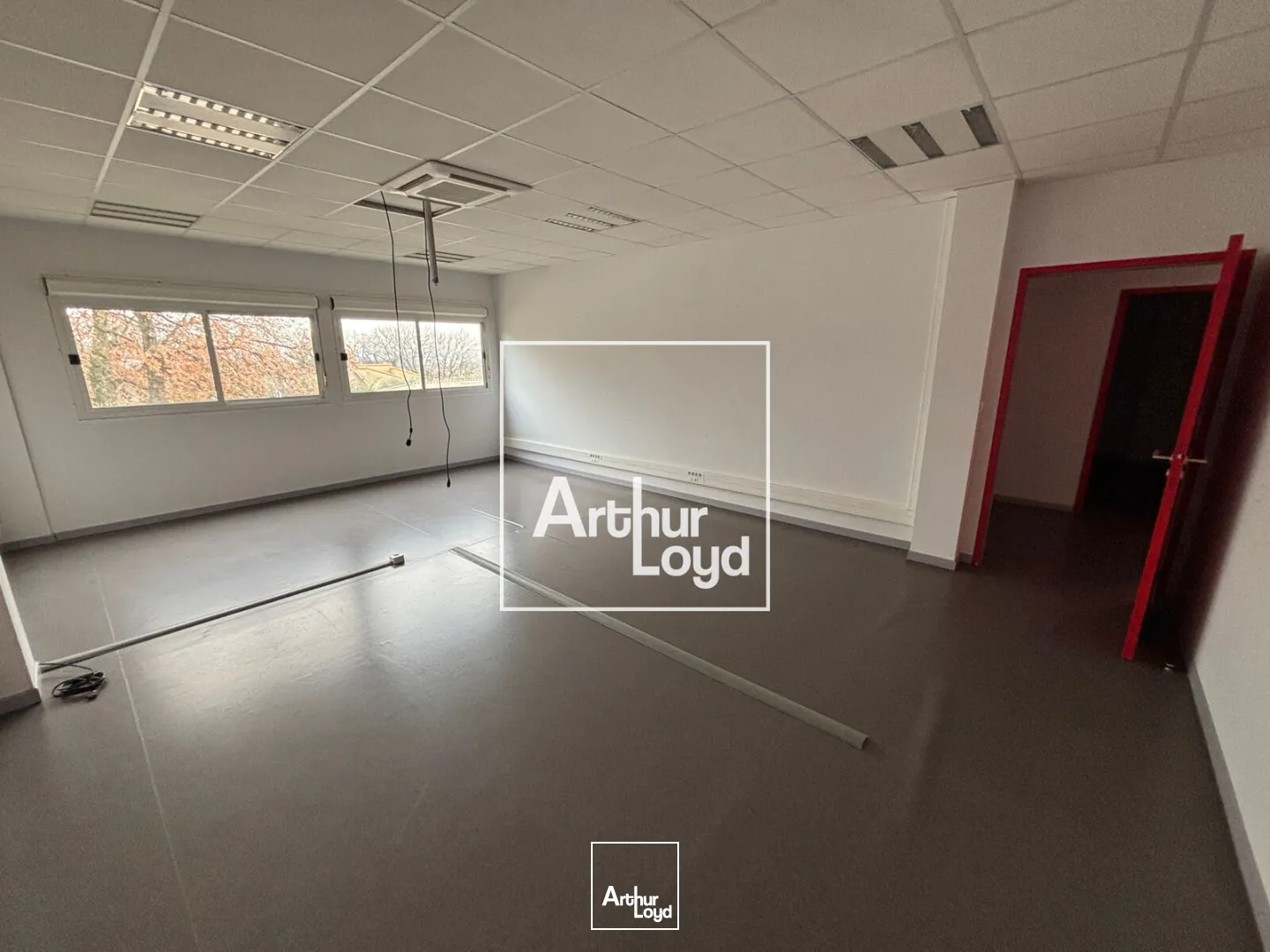 Locaux d'activité & Entrepôts - Location - ORSAN - 30200 - 640-640 - 7815505