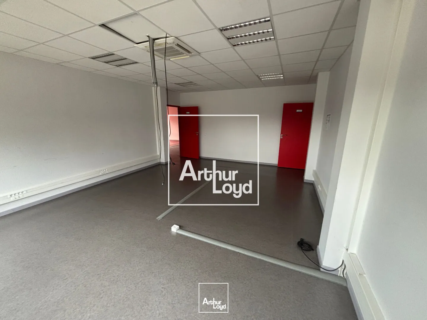 Locaux d'activité & Entrepôts - Location - ORSAN - 30200 - 640-640 - 7815506