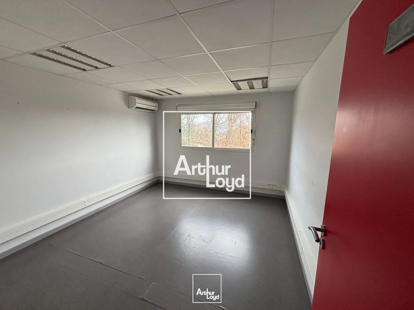 Locaux d'activité & Entrepôts - Location - ORSAN - 30200 - 640-640 - 7815504