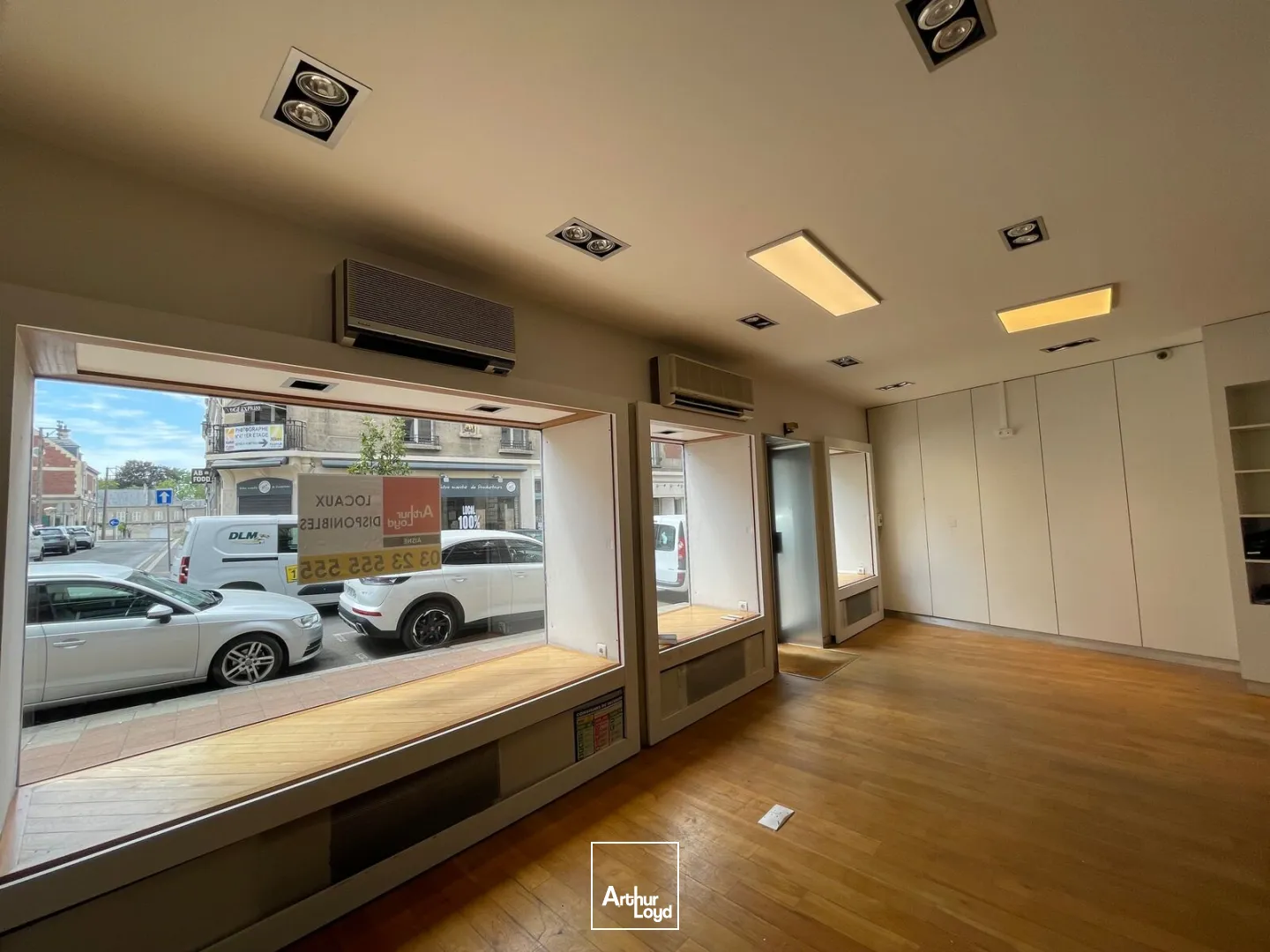 Locaux commerciaux - Location - SOISSONS - 02200 - 115-115 - 7815523