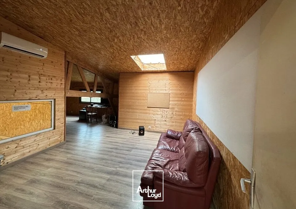Locaux d'activité & Entrepôts - Location - MONTMEYRAN - 26120 - 150-150 - 7816235